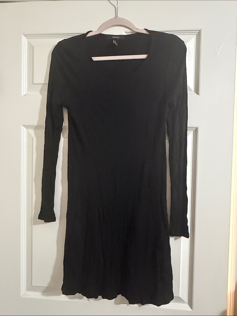 Forever 21 Black Long Sleeve Scoop Neck Dress